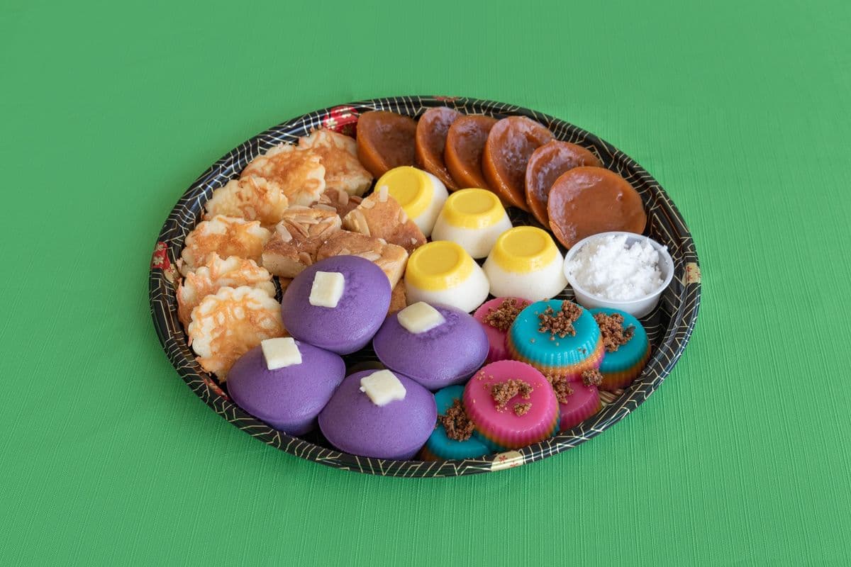 Kakanin Platter Assorted (36 pcs)