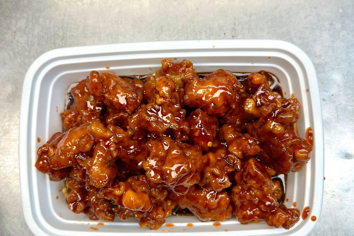 C9. Poulet du Général Tao / General Tao's Chicken
