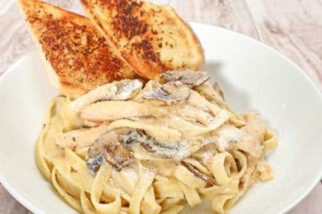 Fettuccini Alfredo