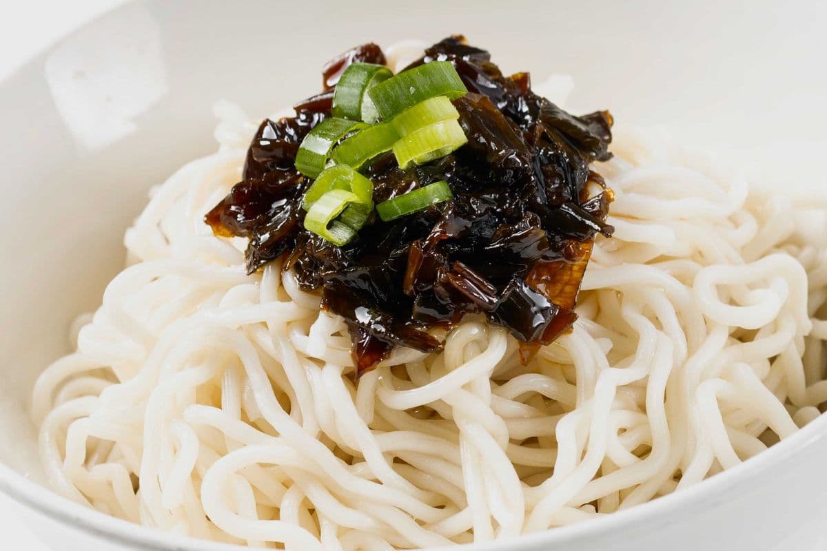 109. Scallion Noodles 蔥油拌麵