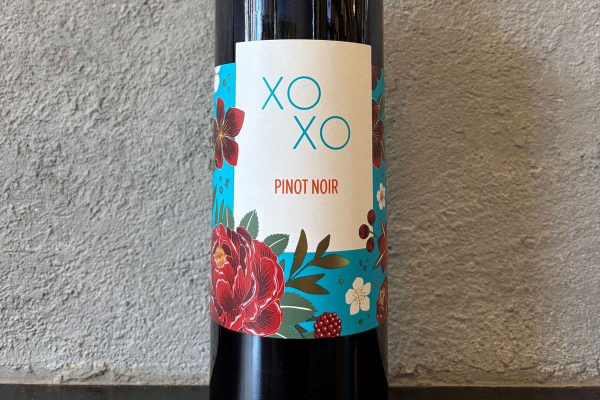 XOXO- PINOT NOIR (1 x 750ML)