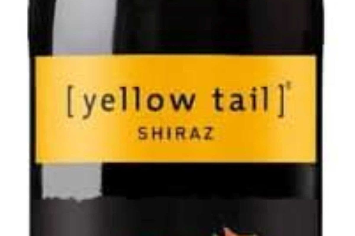 Australia - Yellow Tail Shiraz - 750mL (1 x 750mL)