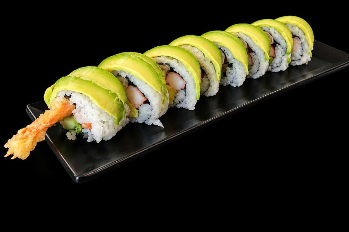 Green Dragon Roll (8 pcs)