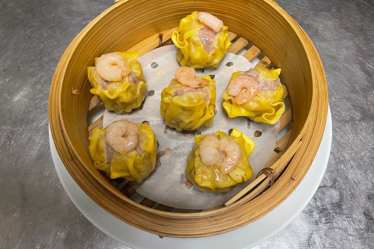Pork and Shrimp Siu Mai Dumplings (6pcs) 鲜虾猪肉烧卖