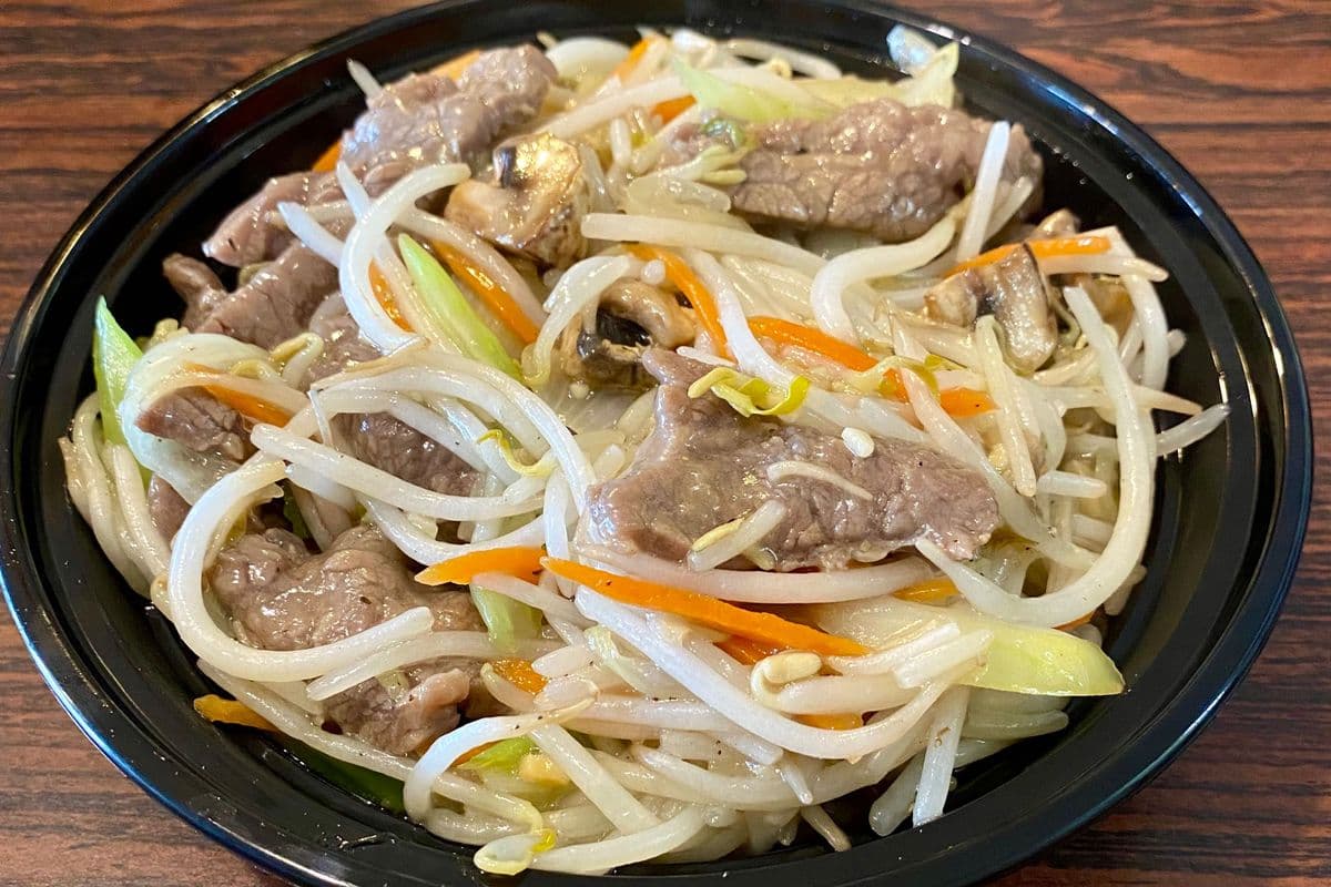 B17 Beef Chop Suey(Bean Sprout)