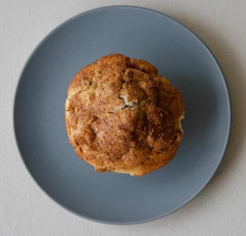 apple cinnamon muffin