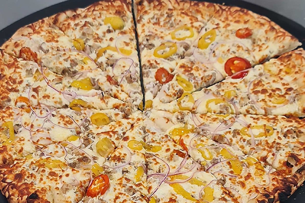 16" Chicken Shawarma Pizza (12 slices)
