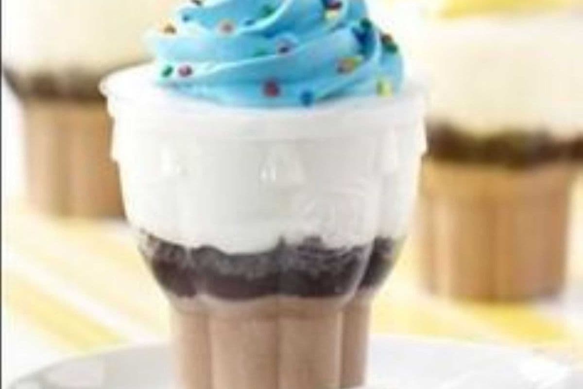 Single DQ Cupcake
