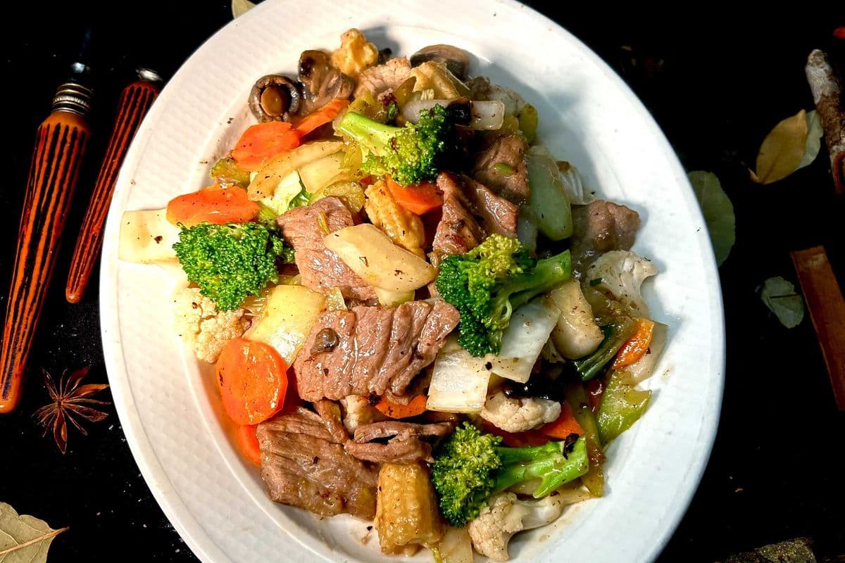 Beef with Mixed Vegetables