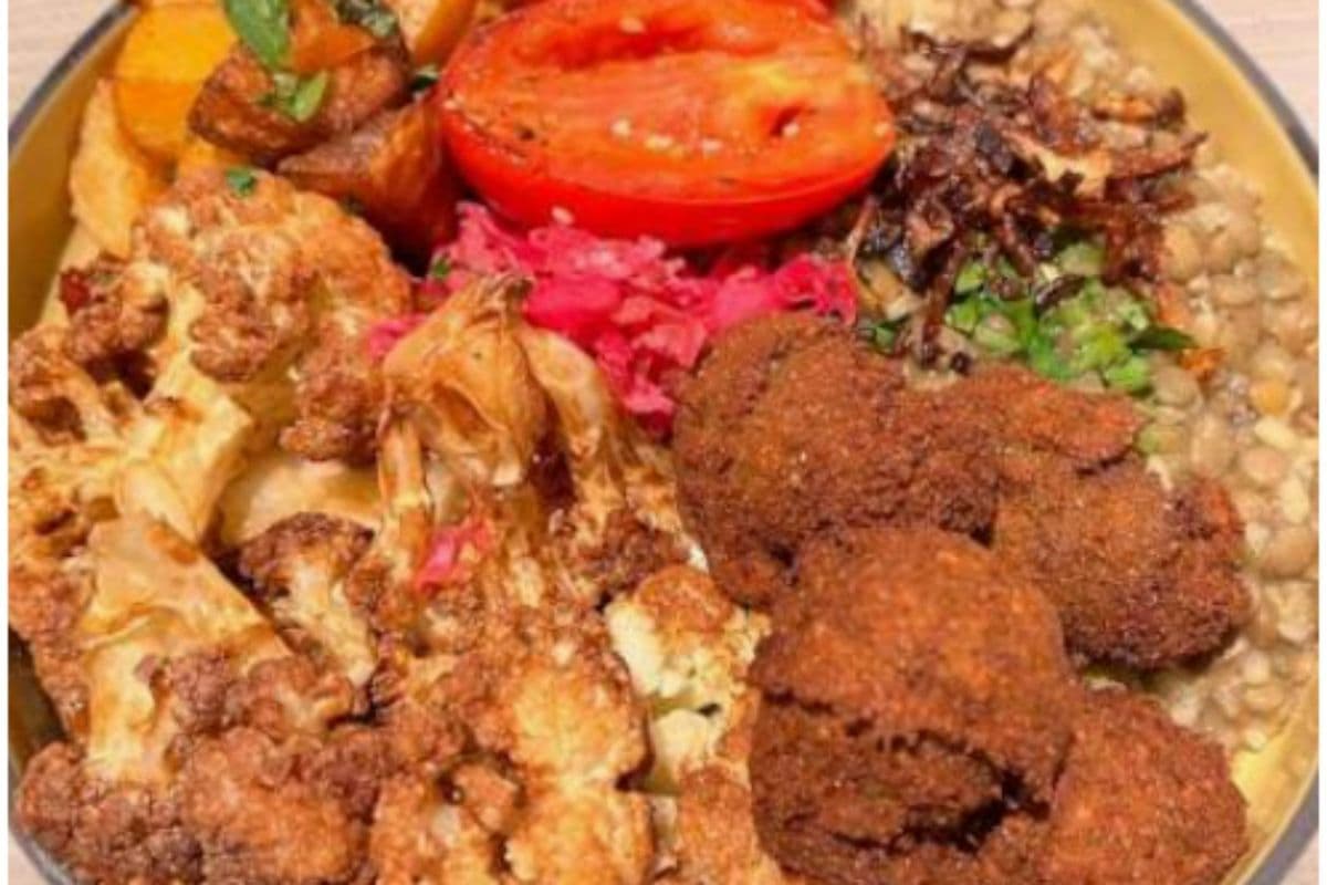 Vegetarian Mezze Sampler (Four Person)