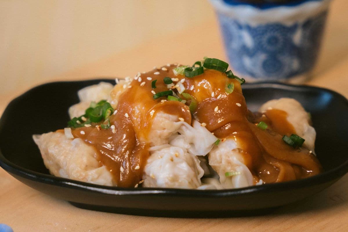 C8. Wonton au Beurre d'Arachide / Peanut Butter Wonton