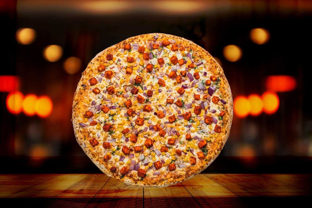 Tandoori Paneer Pizza