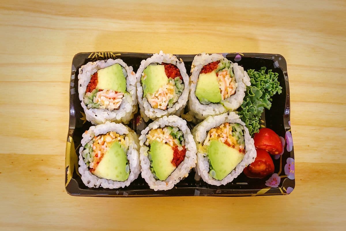 Spicy California Roll (6 pcs)