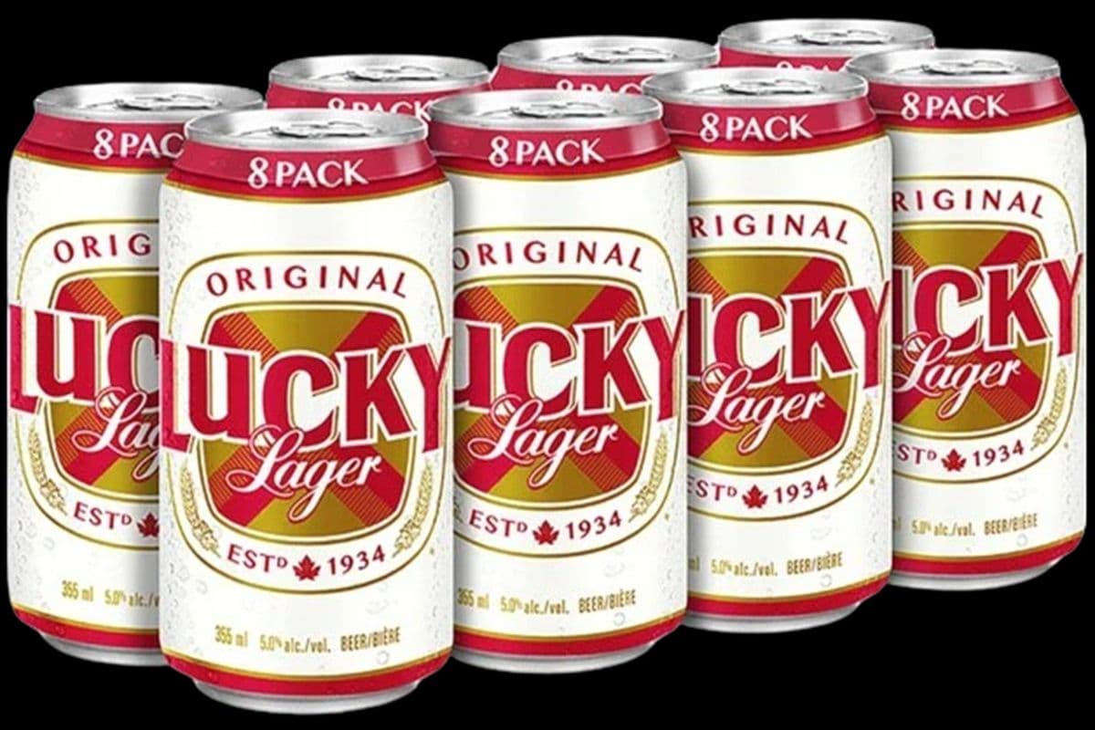LUCKY ORIGINAL LAGER BEER (8 X 355ML) 4.8% ABV (8 x 355 mL)