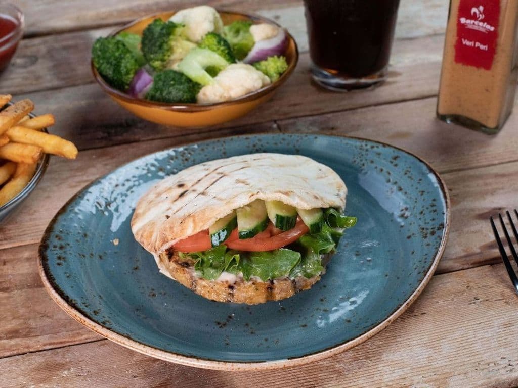 Peri Veggie Pita  (On Its Own)