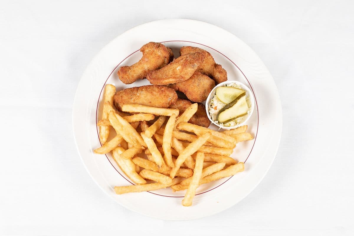 Buffalo Wings with Fries