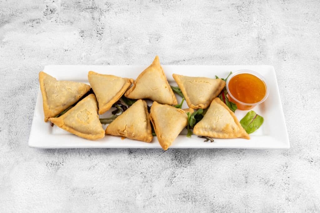Vegetarian Samosas (8)