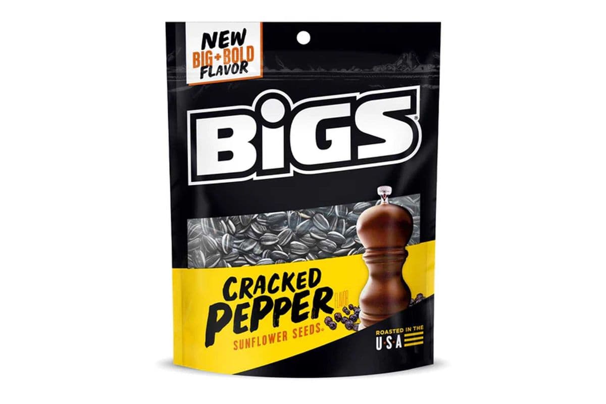 Bigs Cracked Pepper Sunflower Seeds 152g-US