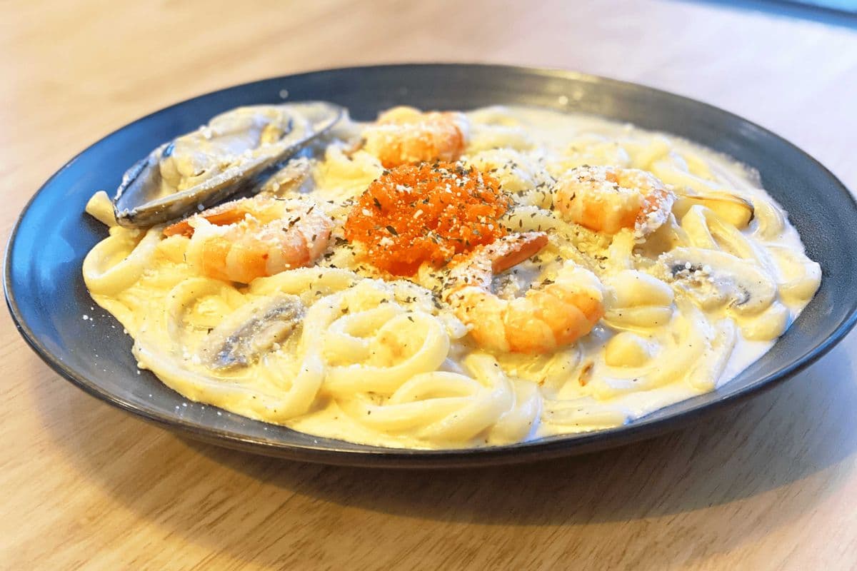 Masago Seafood Cream Udon
