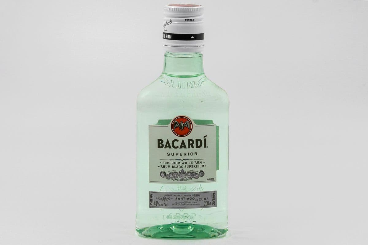 Bacardi White 200ml (1 x 200 ml)