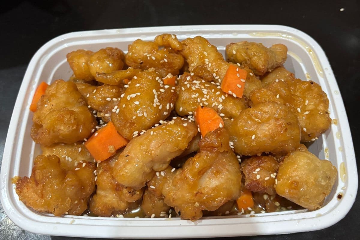 C17. Sesame Honey Garlic Chicken