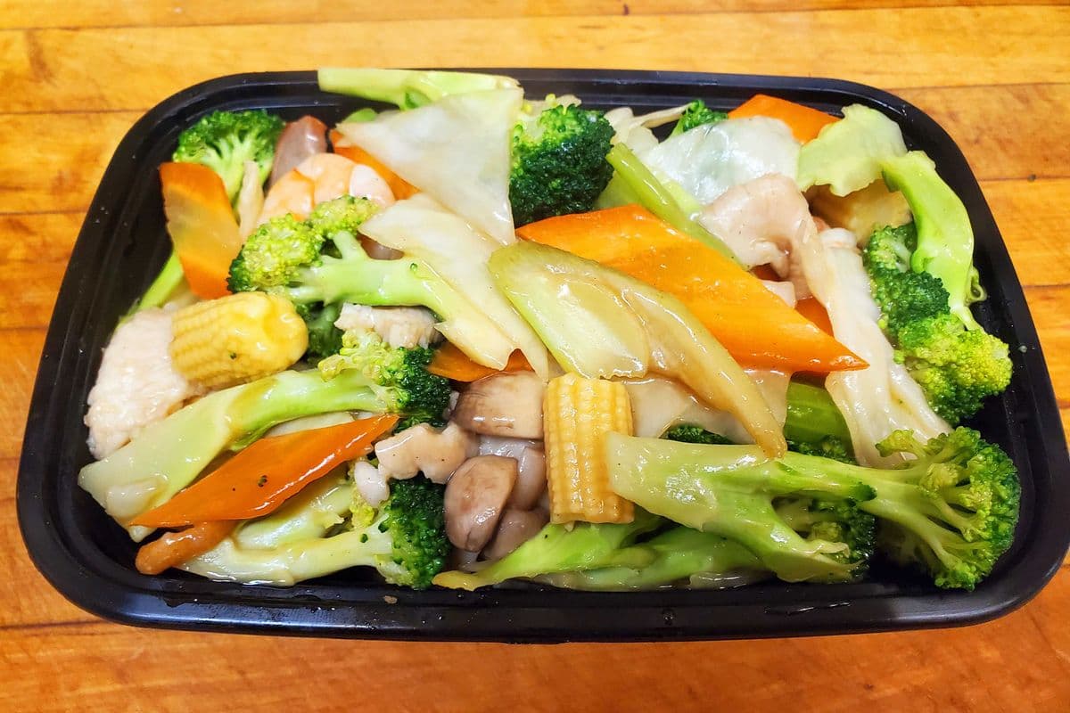 30. Peking Special Chow Mein (dry noodle)