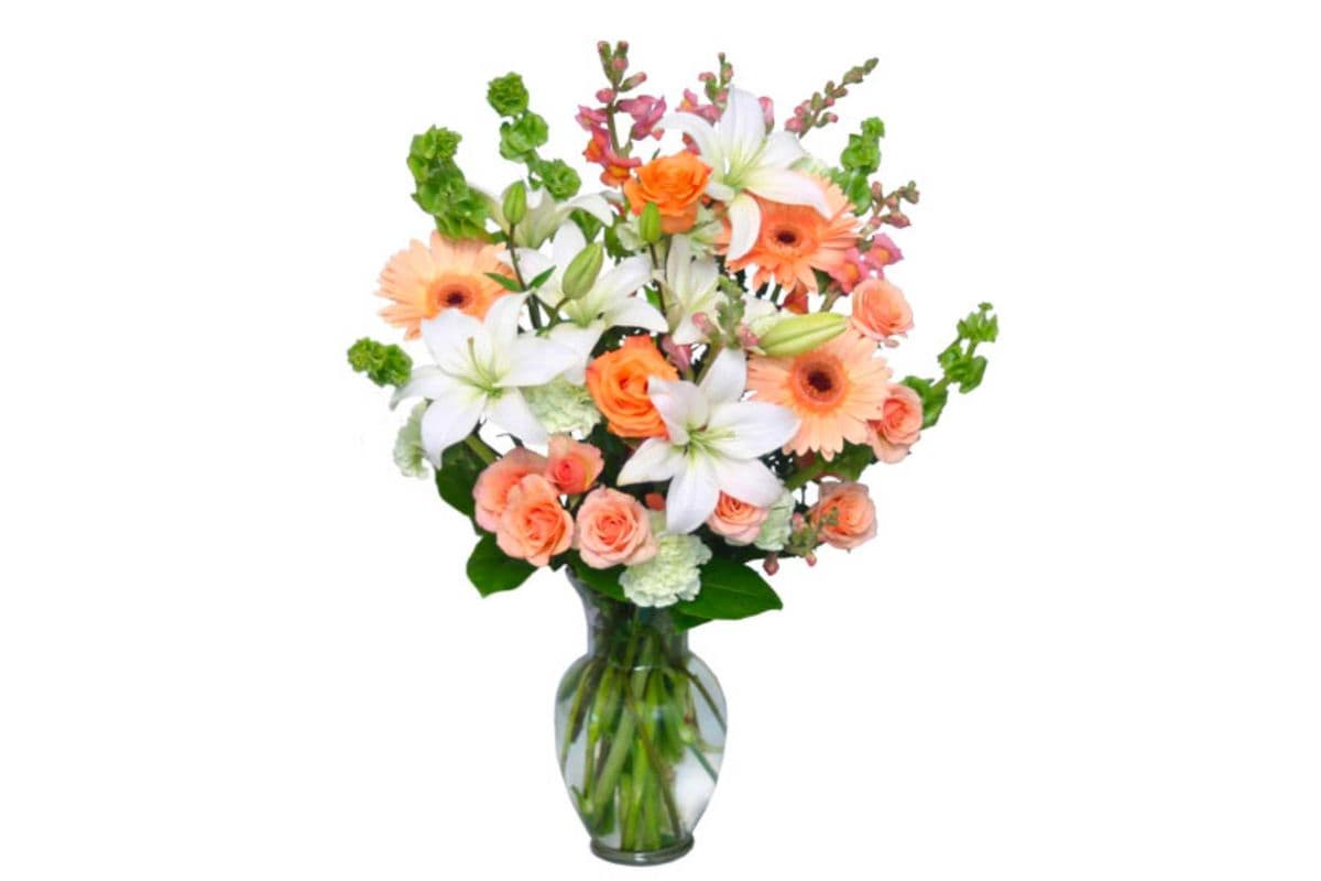 Peaches & Cream Flower Arrangement