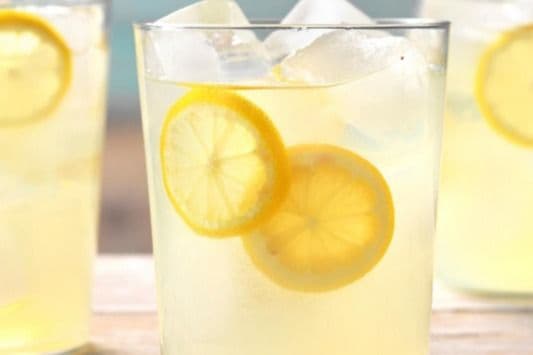 Iced Fresh Lemon Drink - Đá Chanh