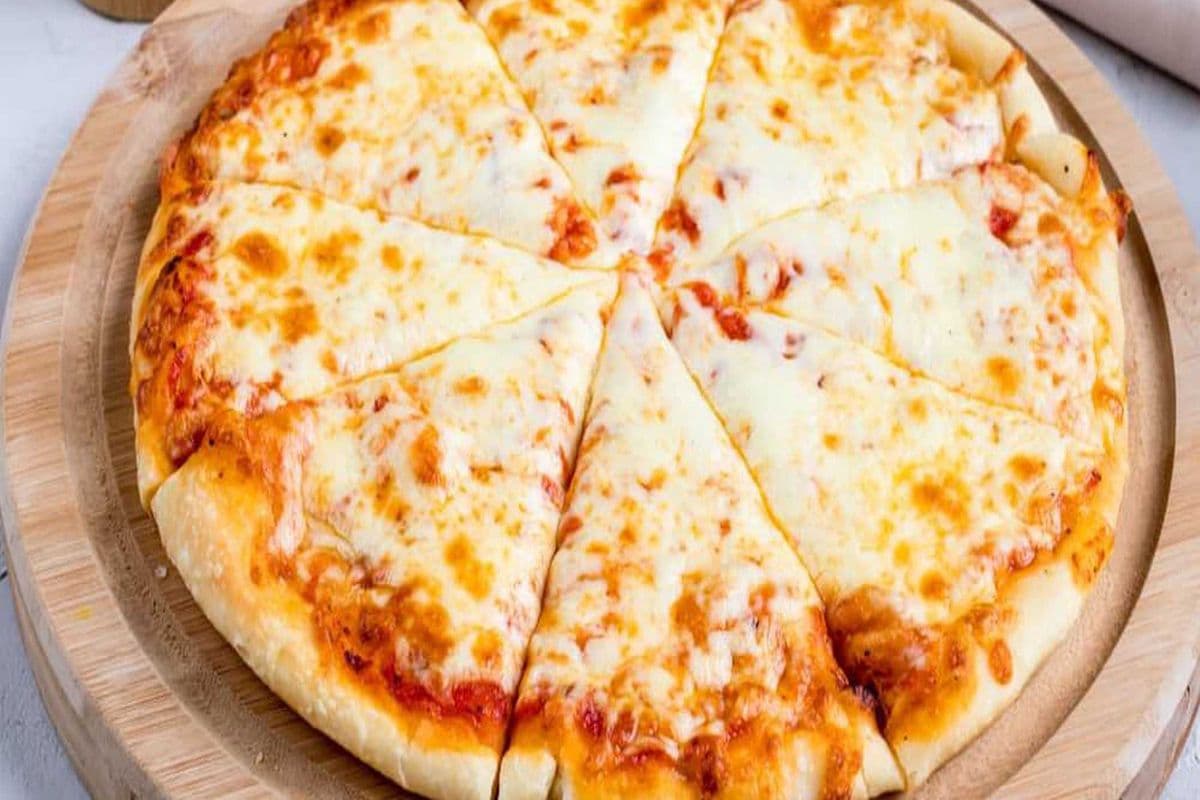 2. 10" Small Cheese Lovers' Pizza