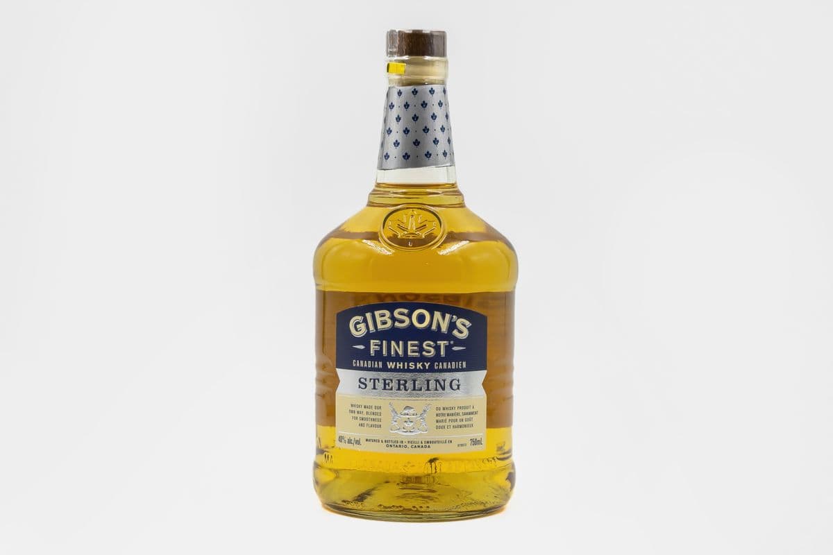 Gibson's Finest Sterling (1 x 750ml)