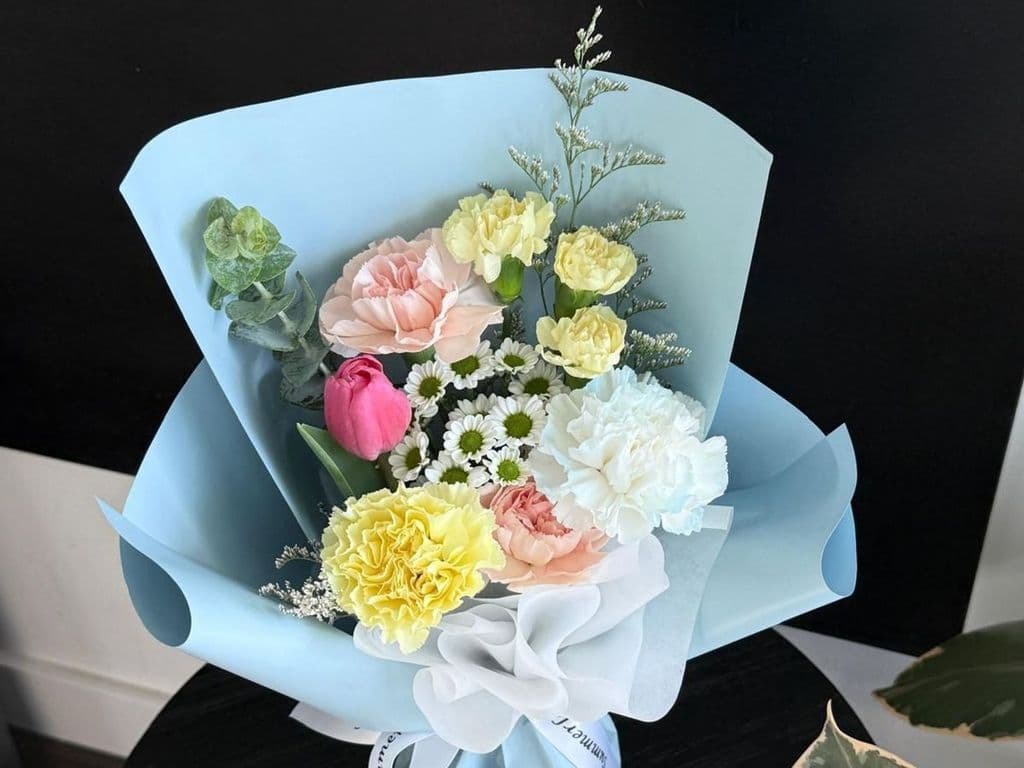 Flowers - Carnation Bouquet #4