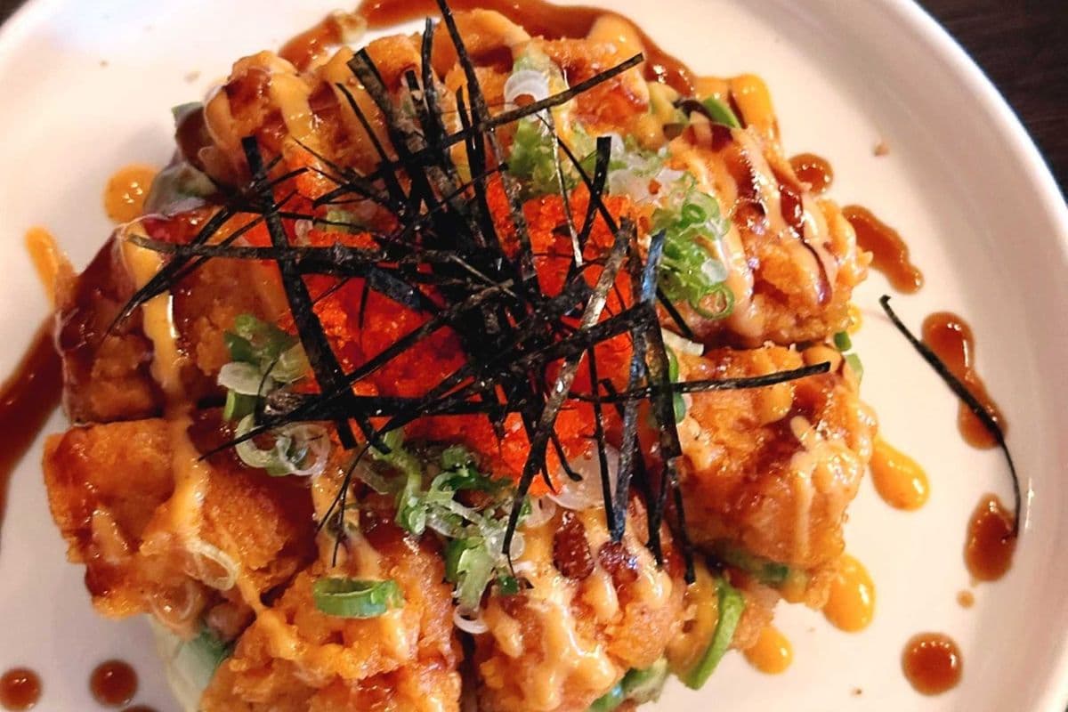 SP02. TUNA SUSHI PIZZA