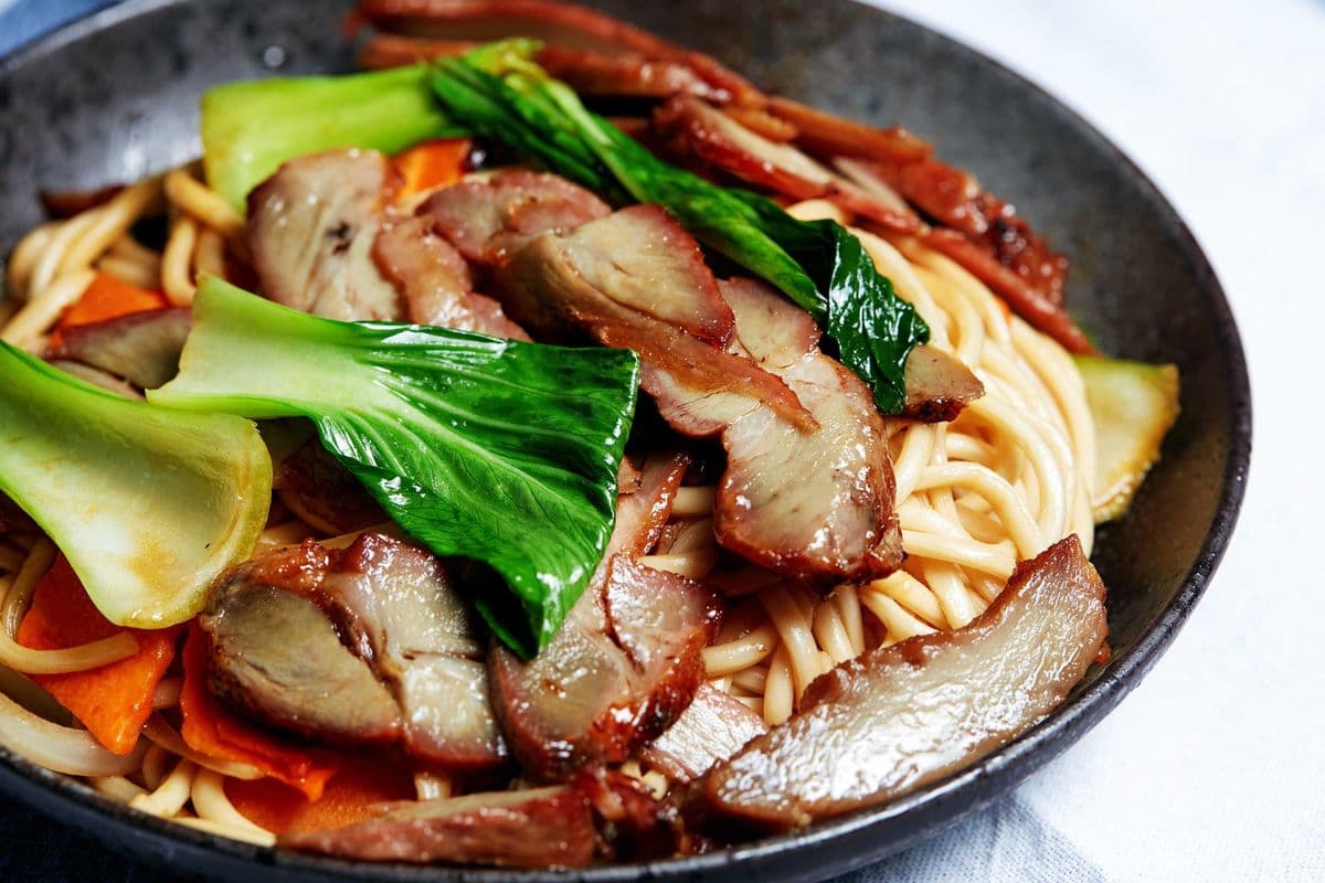 N3. Nouilles maison sautées au porc barbecue / Fried Homemade BBQ Pork Noodles