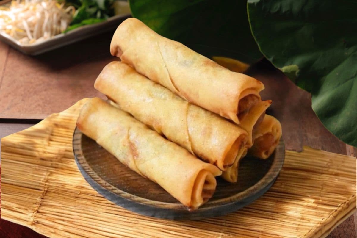 2B. Fried Vegetables Spring Rolls (4 pcs)