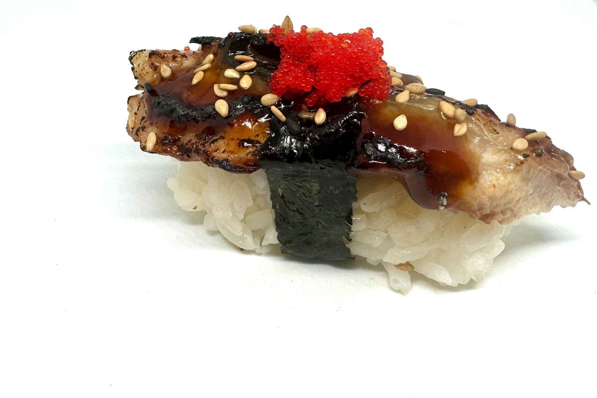 7. Unagi Nigiri (2 mcx / pcs)