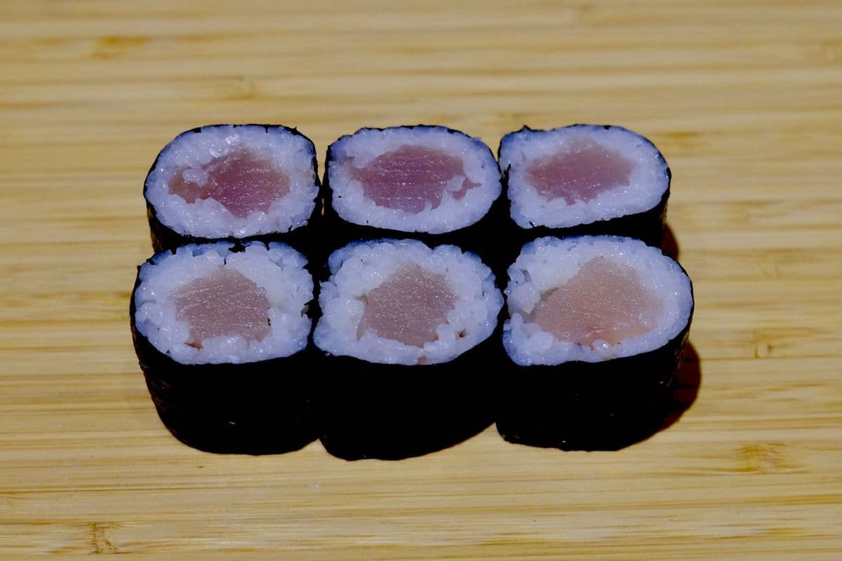 Tuna Maki (6 pcs)