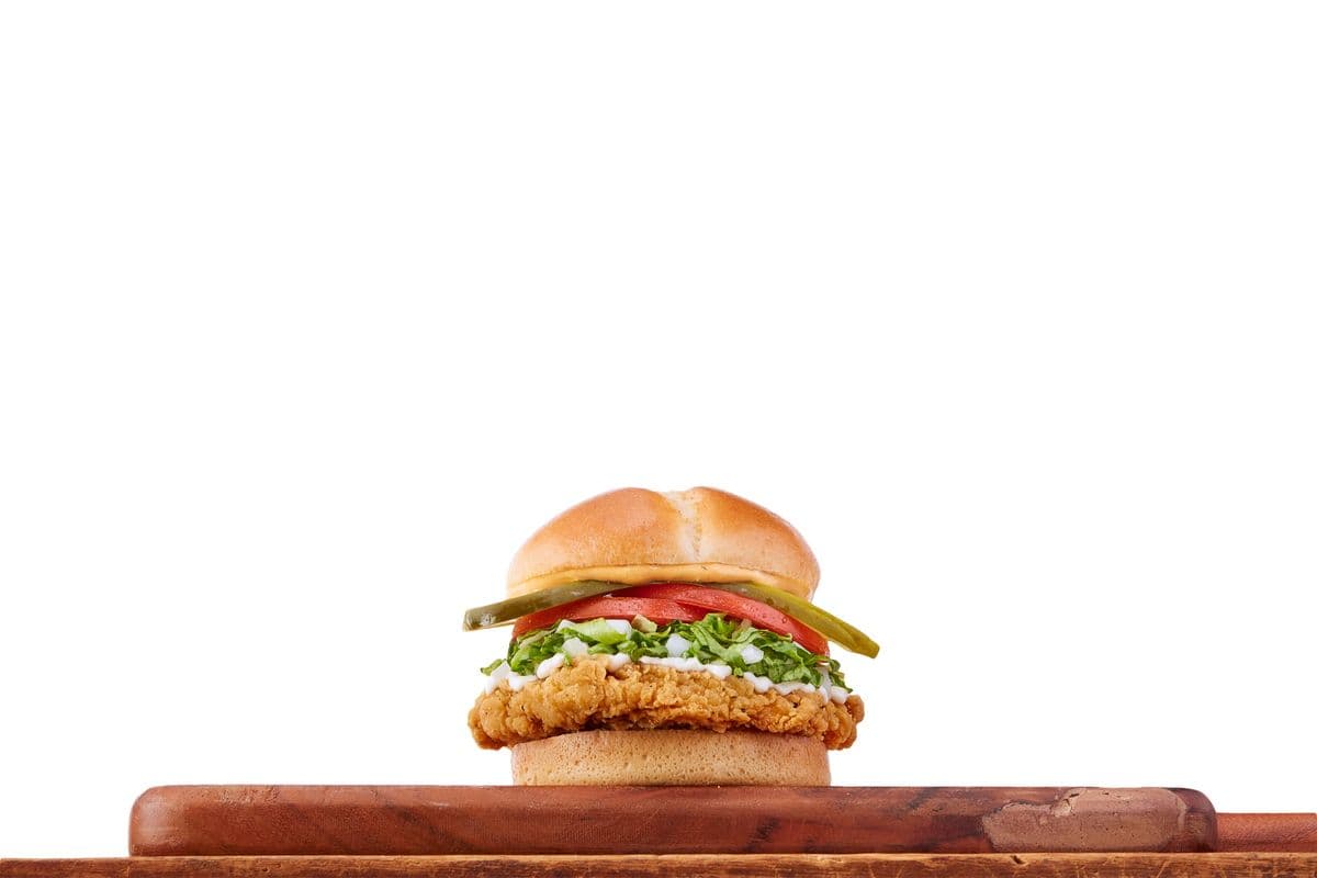 Harv's Crispy Chicken Sandwich