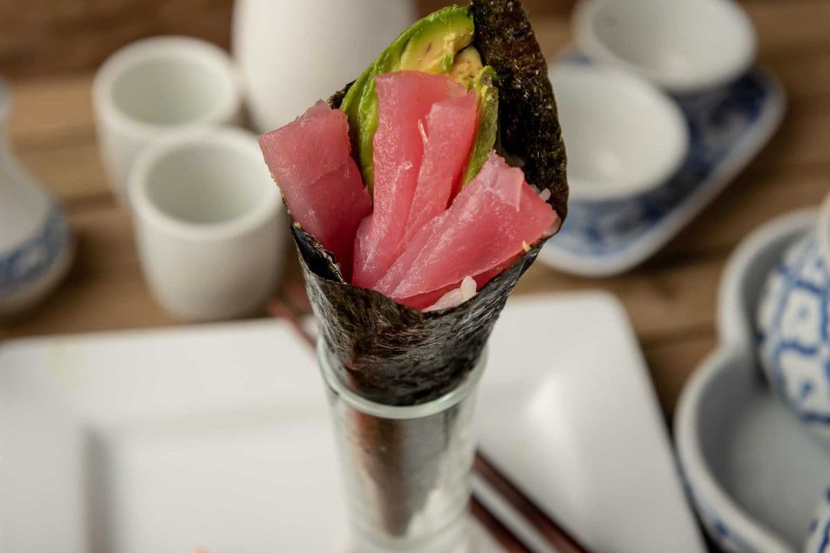 604 Tuna & Avocado H Roll (1 Pc)