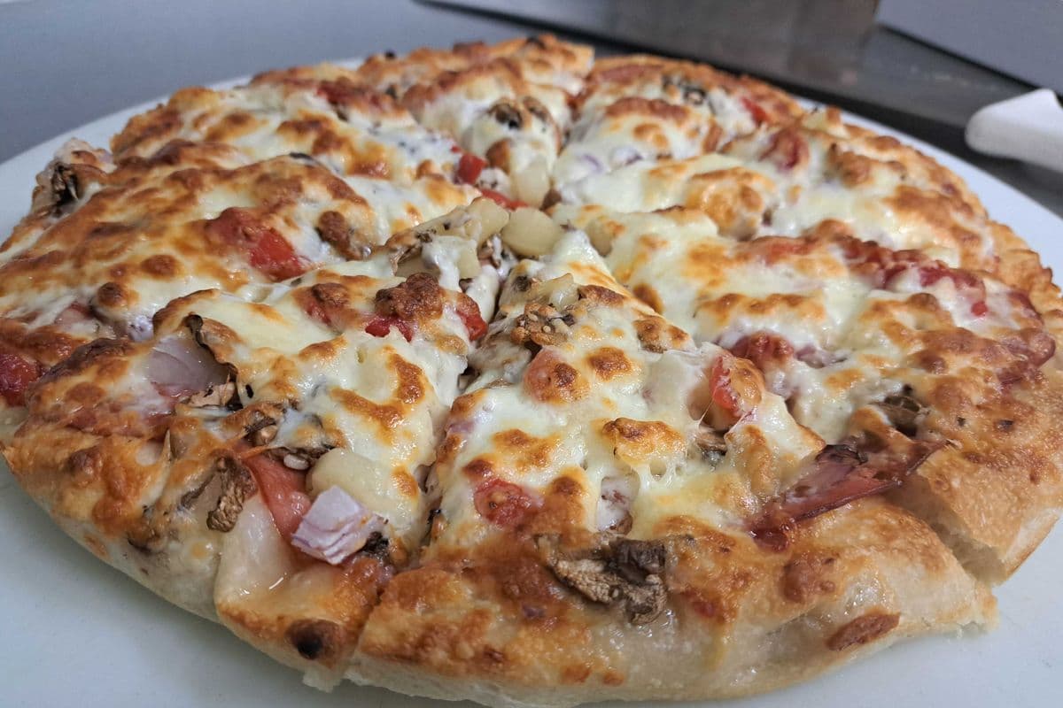 12" Traditional House Pizza
