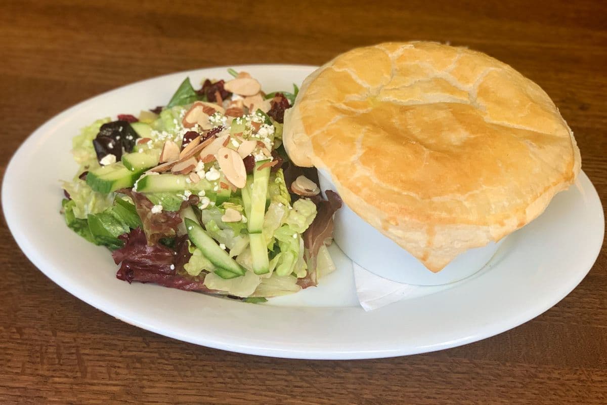 Steak & Mushroom Pie