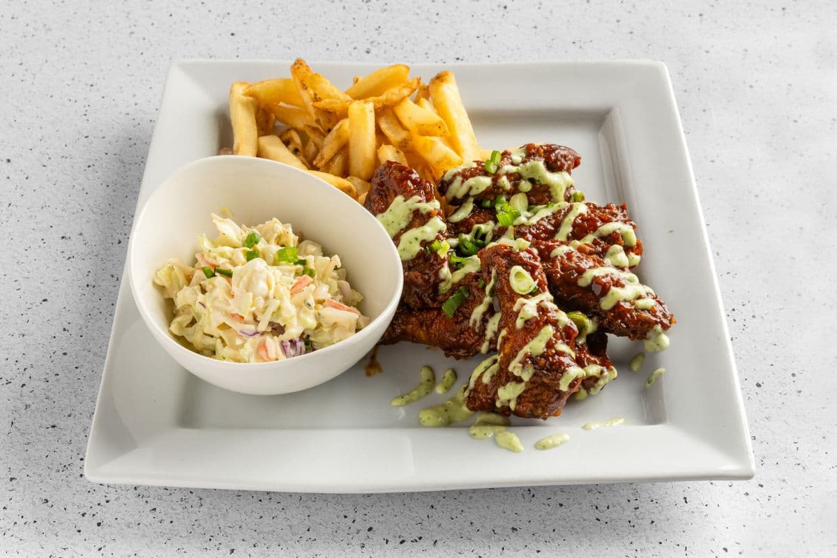 Gilly Wings and Fries