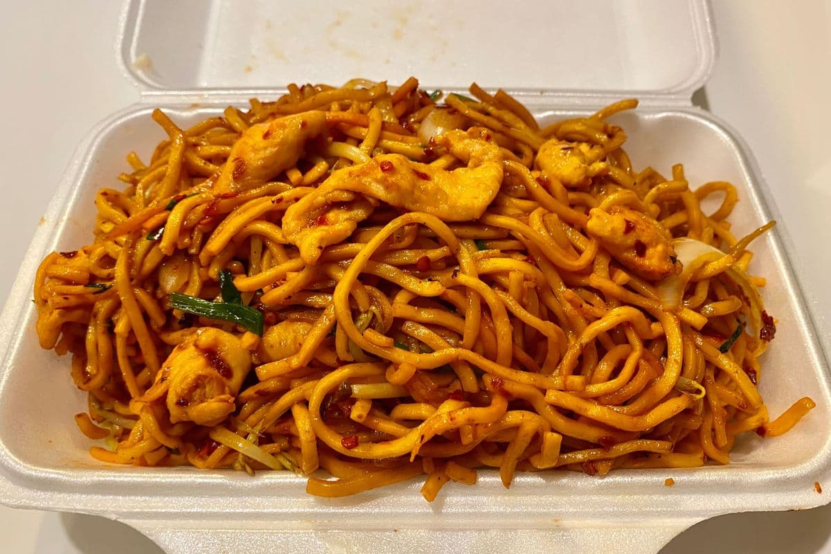N4 Szechuan Hakka Noodle(chicken/beef/shrimp)