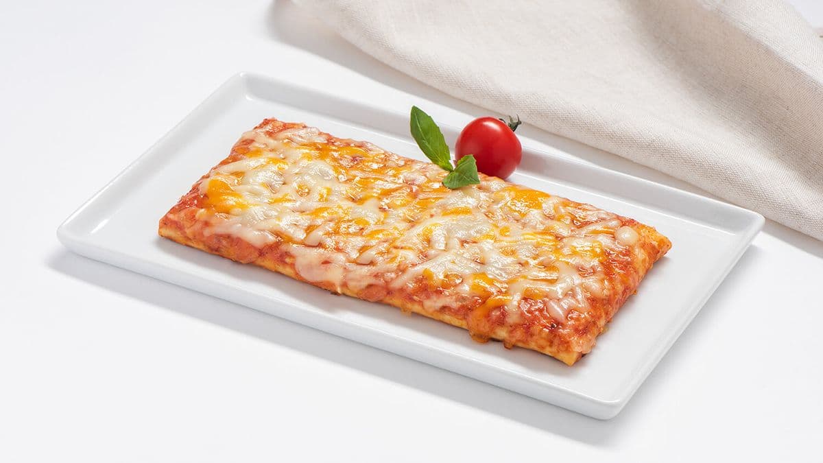 Classic Cheese Pizza Plank