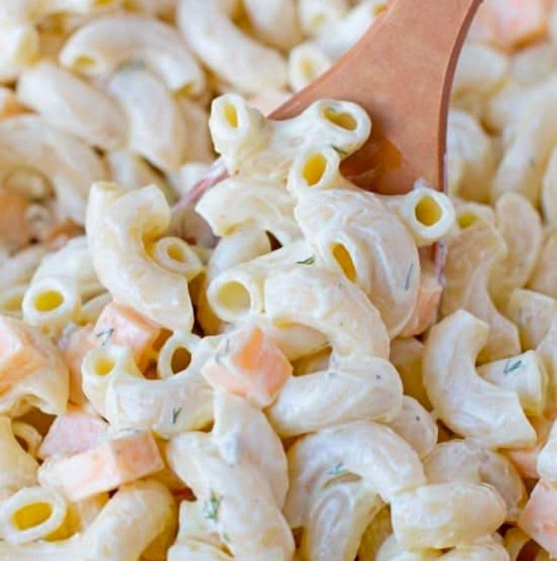 Medium 12 oz Creamy Macaroni Salad