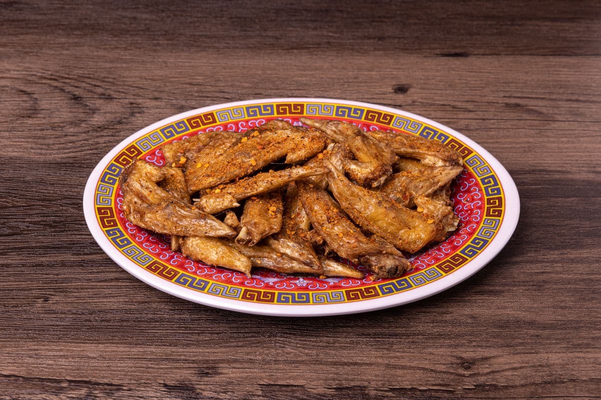 D09. Deep-Fried Spicy Wing Tips (香辣炸雞翅尖)