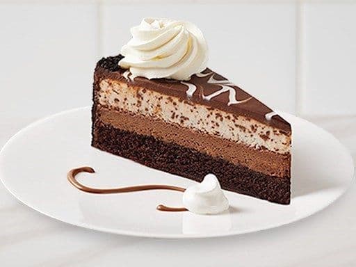 Tranche de Gâteau au Fromage Chocolat Tuxedo / Chocolate Tuxedo cheesecake slice
