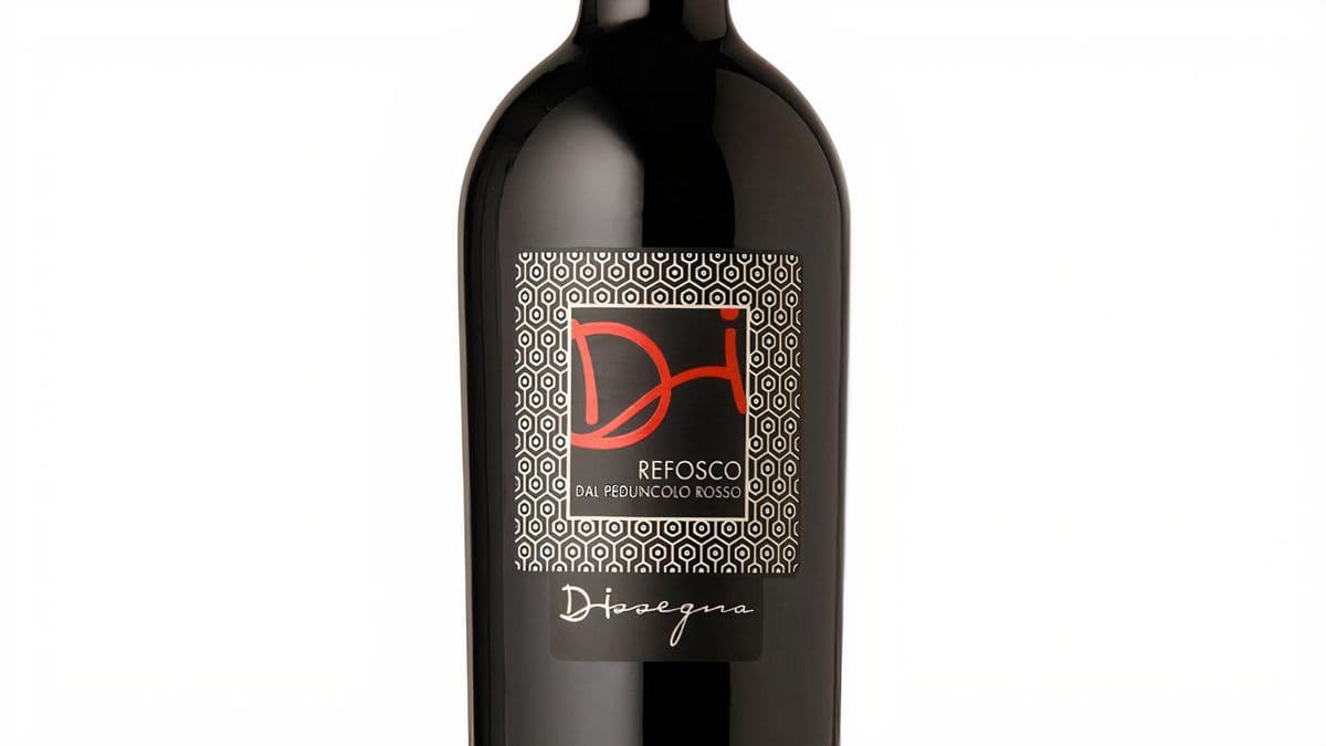 Pinot Nero Dissegna, 750mL wine (14% ABV)
