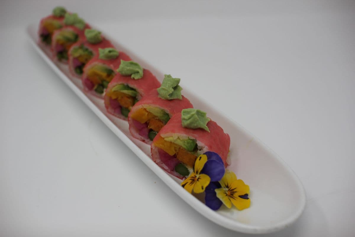 Pink Lady Roll