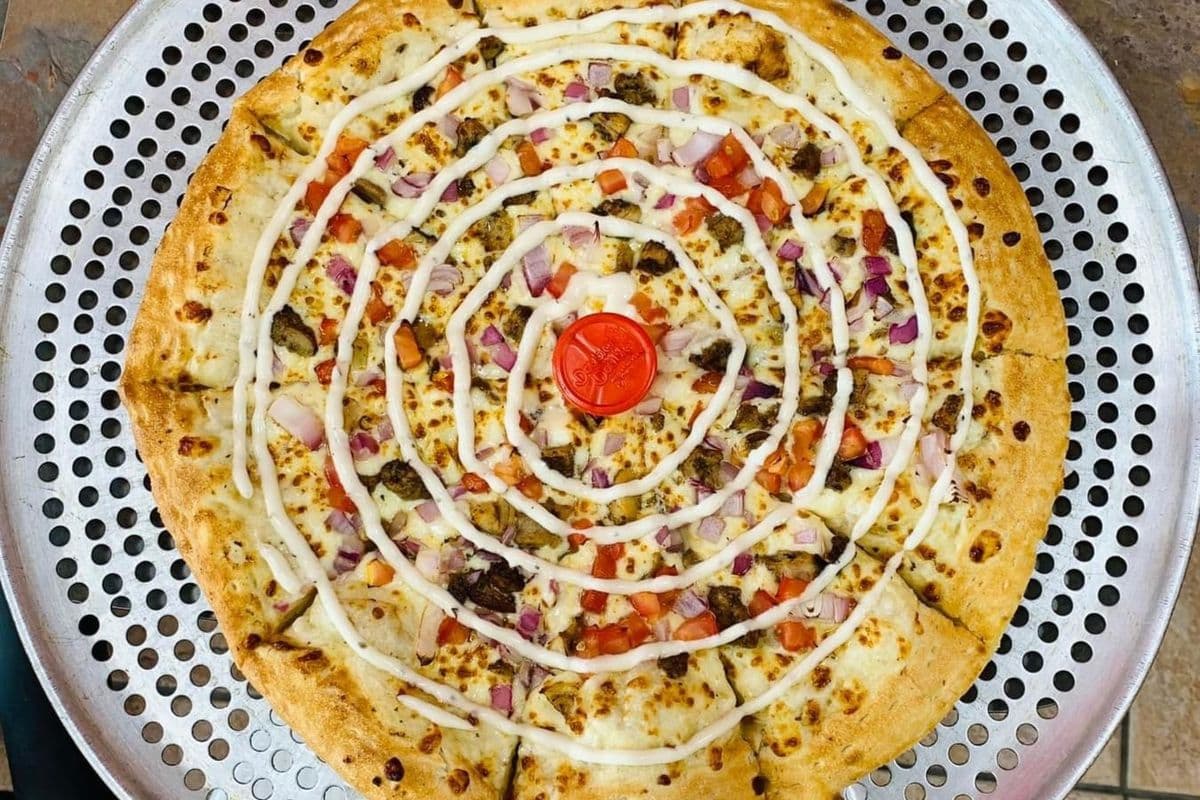 Large Chicken Shawarma Pizza