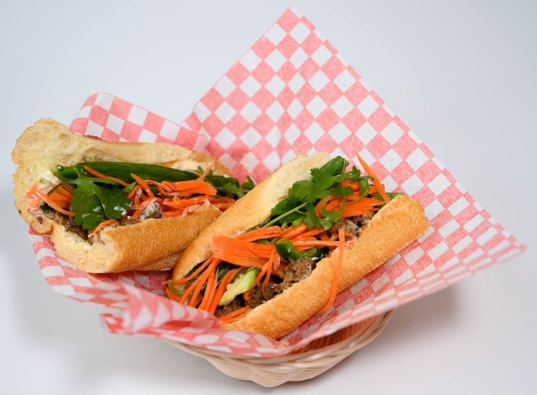 97. Spicy Satay Beef Sub